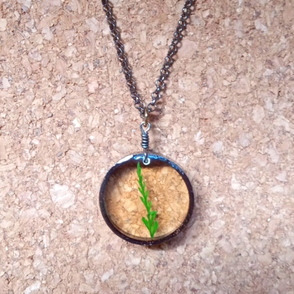 Handmade Tiny Foliage Design In Resin Pendant